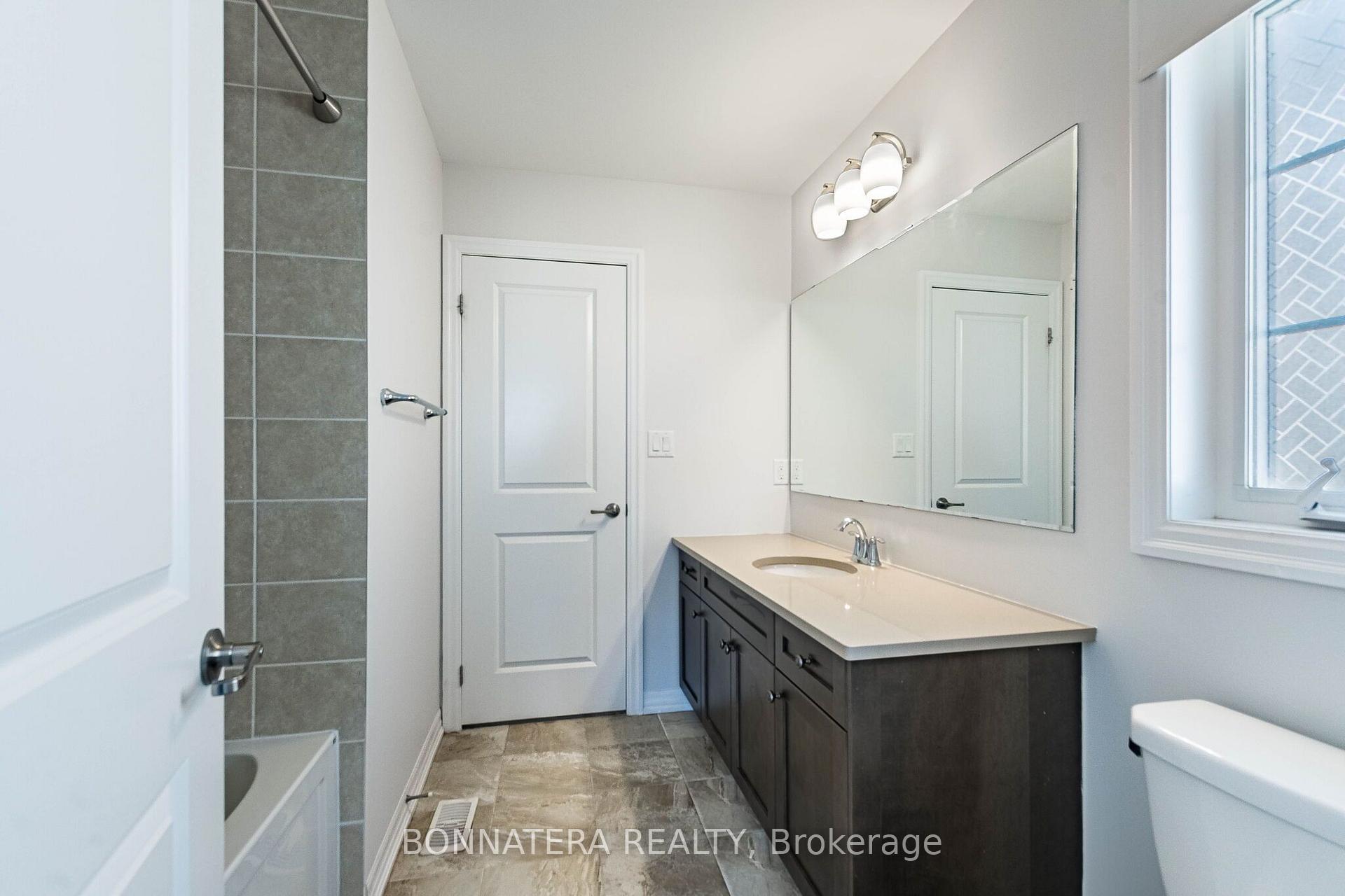 Photo 33 of 3136 Ernest Appelbe Boulevard, Oakville, Glenorchy — HOMEH