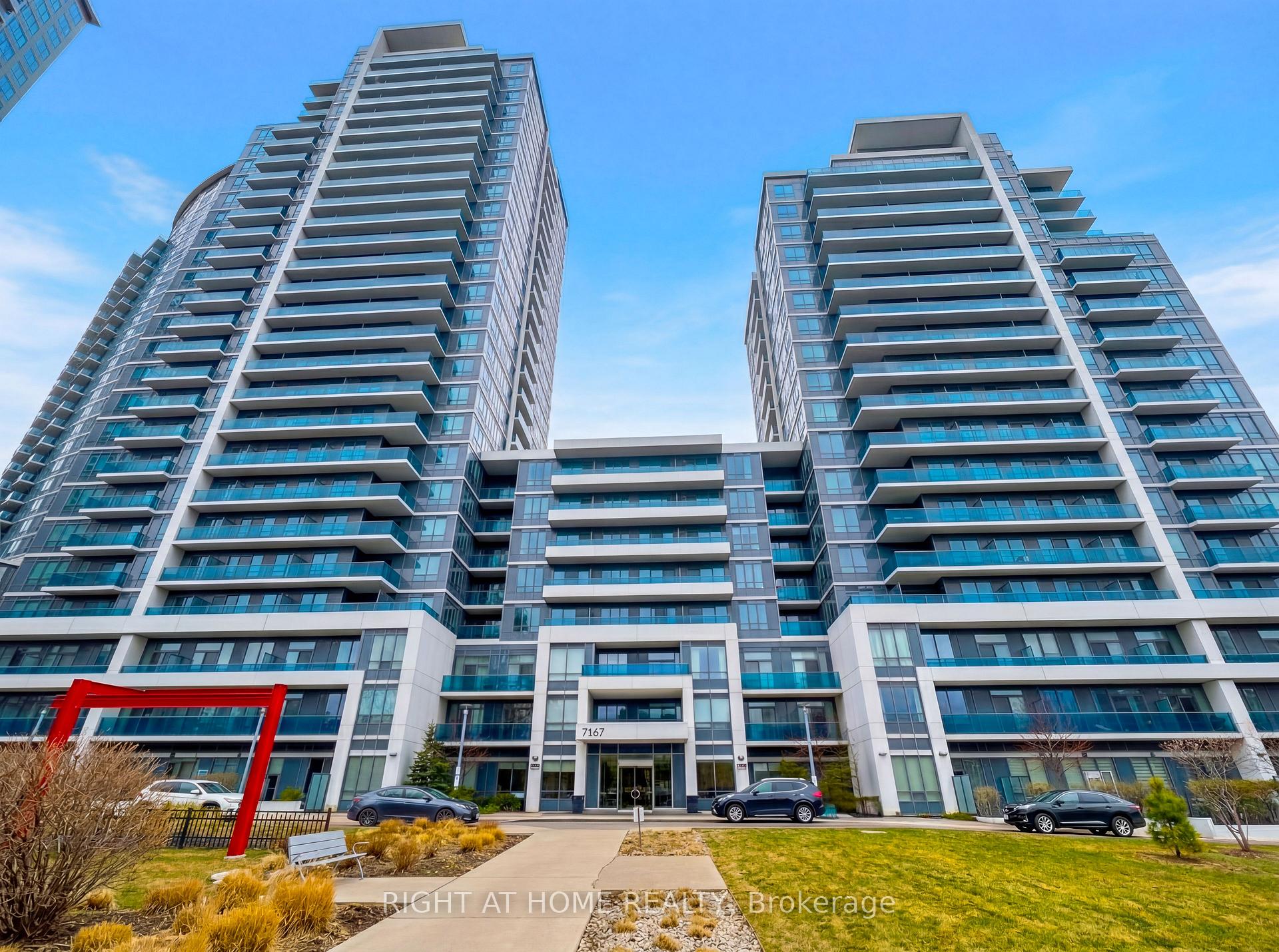 Photo of Unit 815, 7167 Yonge Street