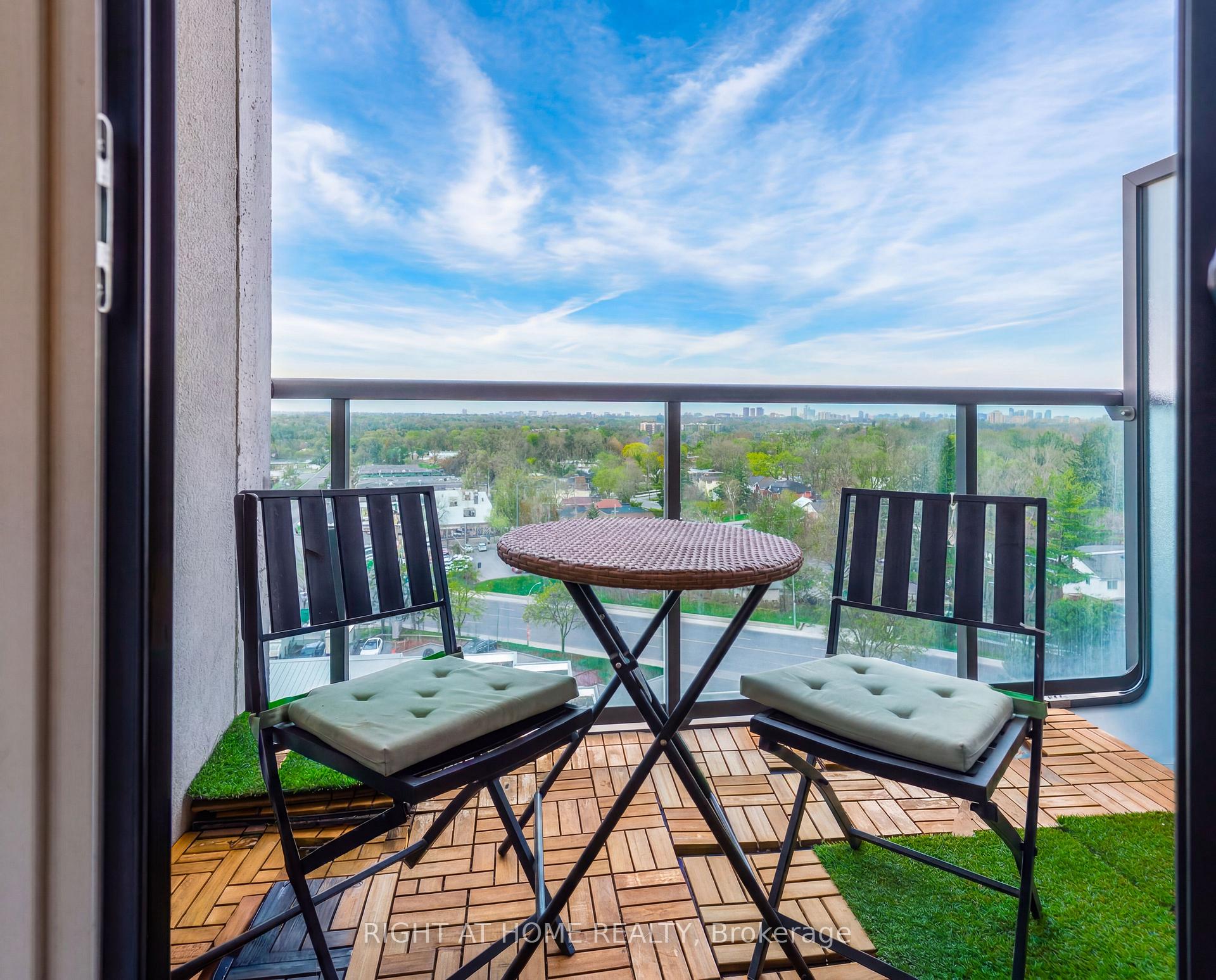Photo 24 of Unit 815, 7167 Yonge Street, Markham, Grandview — HOMEH