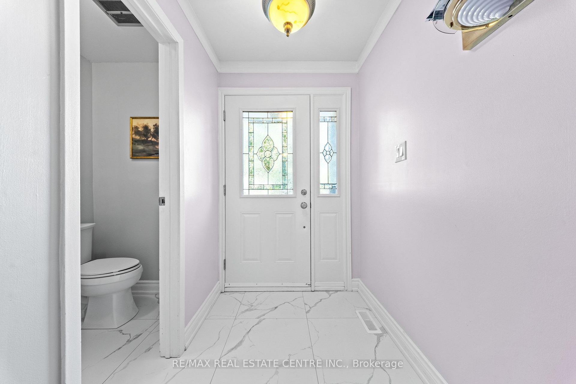 Photo 3 of 27 Jefferson Road, Brampton, Northgate — HOMEH