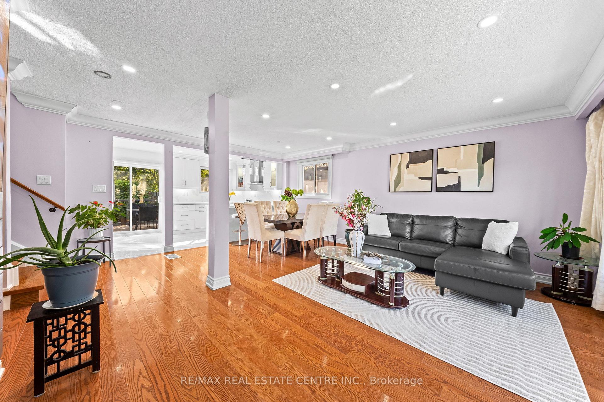 Photo 6 of 27 Jefferson Road, Brampton, Northgate — HOMEH