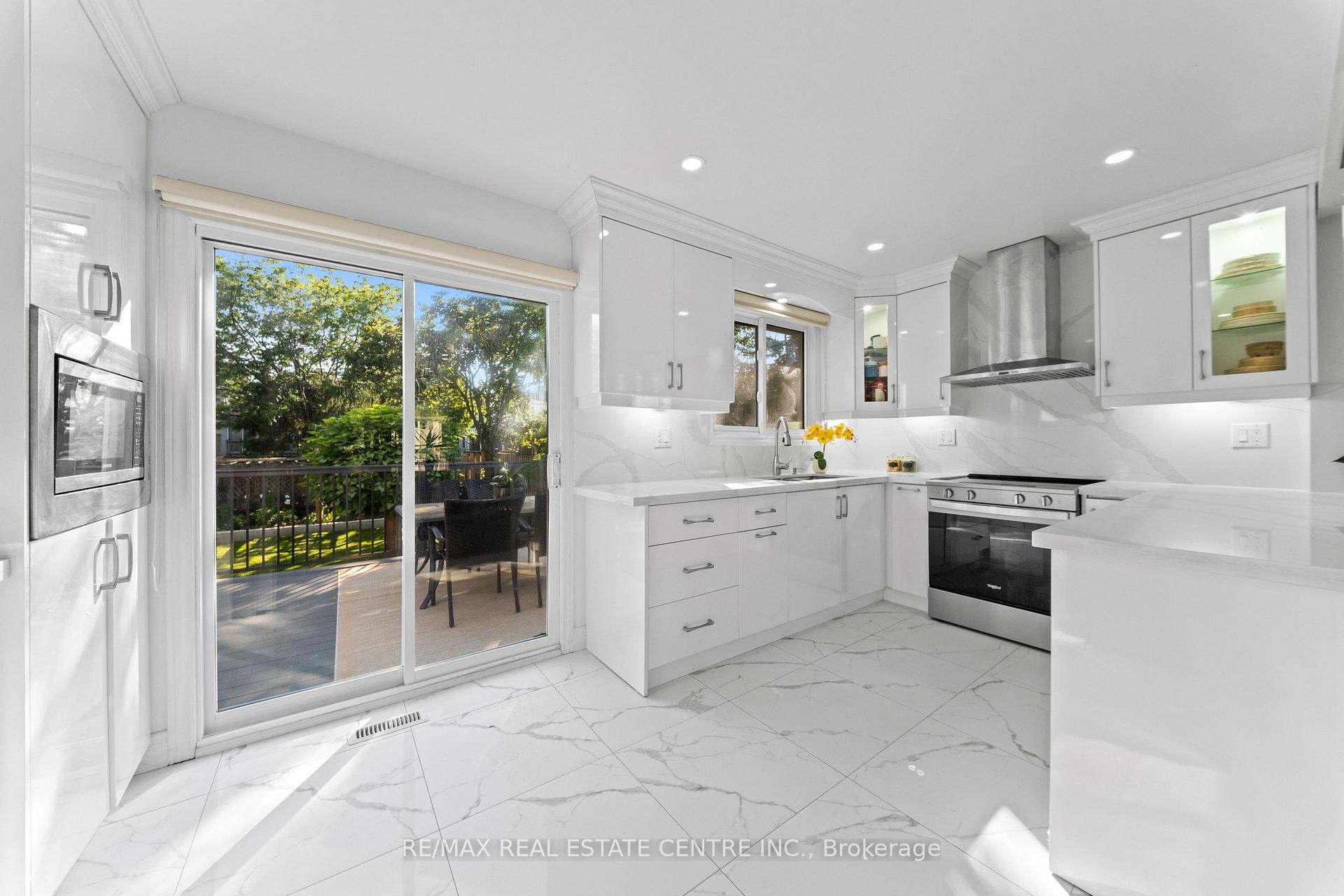 Photo 15 of 27 Jefferson Road, Brampton, Northgate — HOMEH