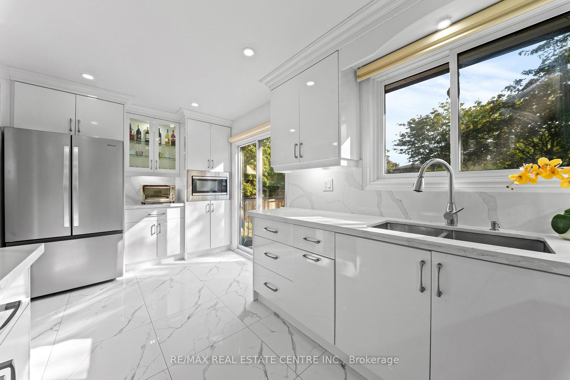 Photo 17 of 27 Jefferson Road, Brampton, Northgate — HOMEH