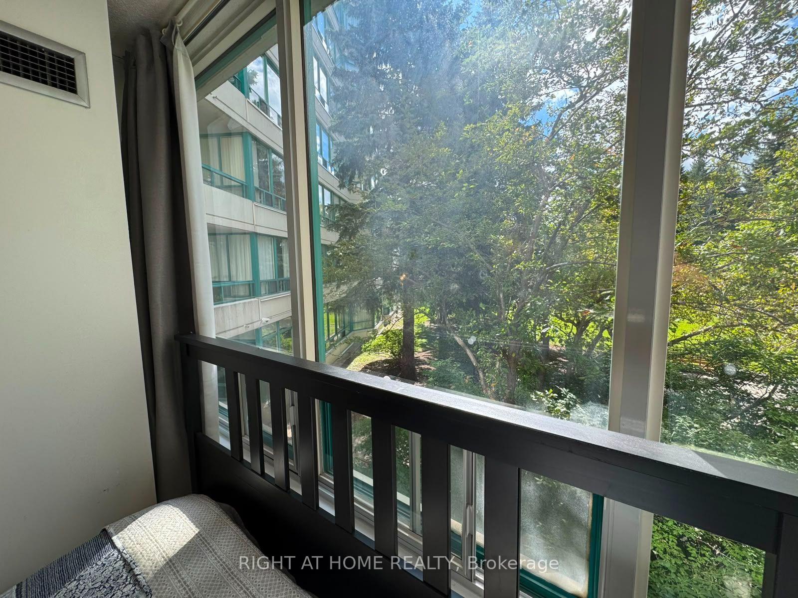 Photo 22 of Unit 210, 7250 Yonge Street, Vaughan, Crestwood-Springfarm-Yorkhill — HOMEH