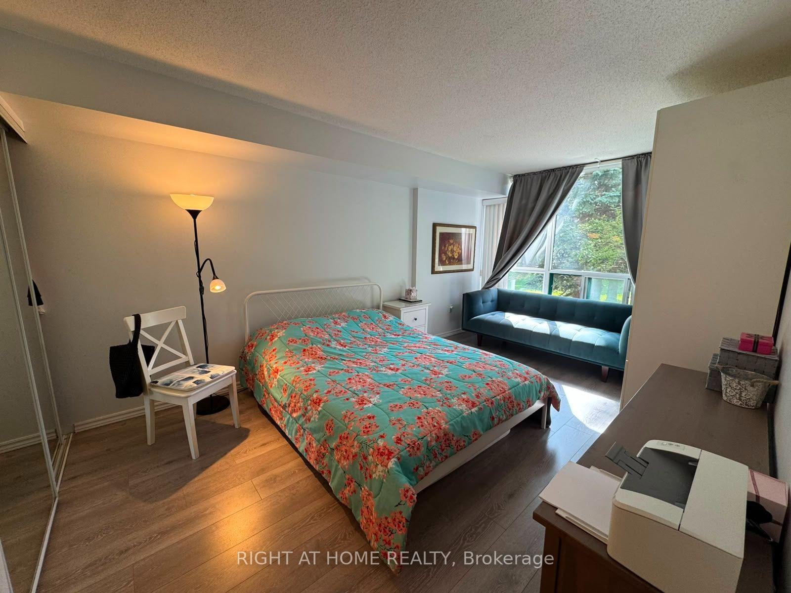 Photo 34 of Unit 210, 7250 Yonge Street, Vaughan, Crestwood-Springfarm-Yorkhill — HOMEH