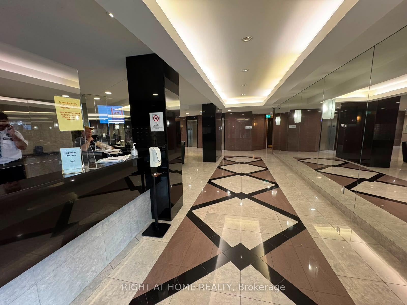Photo 35 of Unit 210, 7250 Yonge Street, Vaughan, Crestwood-Springfarm-Yorkhill — HOMEH