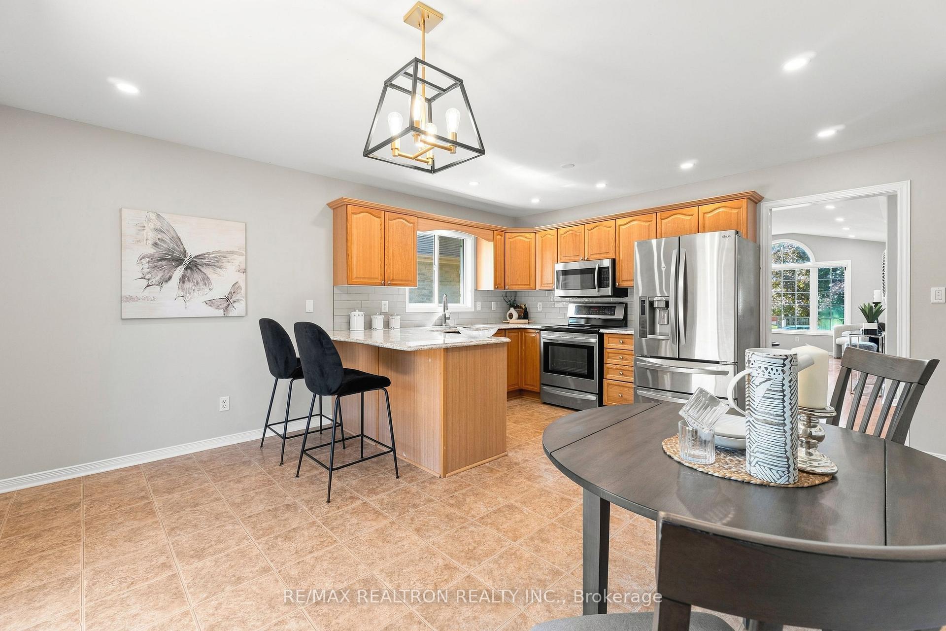 Photo 14 of 25 Linden Lane, Belleville, Belleville Ward — HOMEH