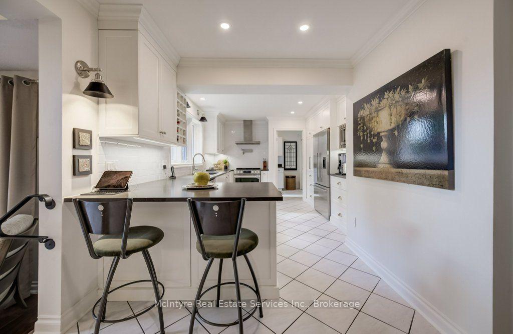 Photo 10 of 549 Clair Creek Boulevard, Waterloo, Upper Beechwood — HOMEH