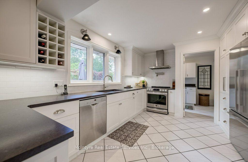Photo 12 of 549 Clair Creek Boulevard, Waterloo, Upper Beechwood — HOMEH