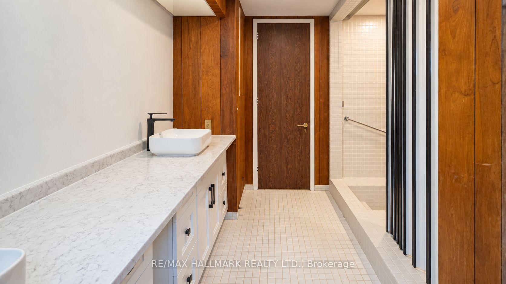 Photo 31 of 16 Royal Oak Drive, North York, Bridle Path-Sunnybrook-York Mills — HOMEH