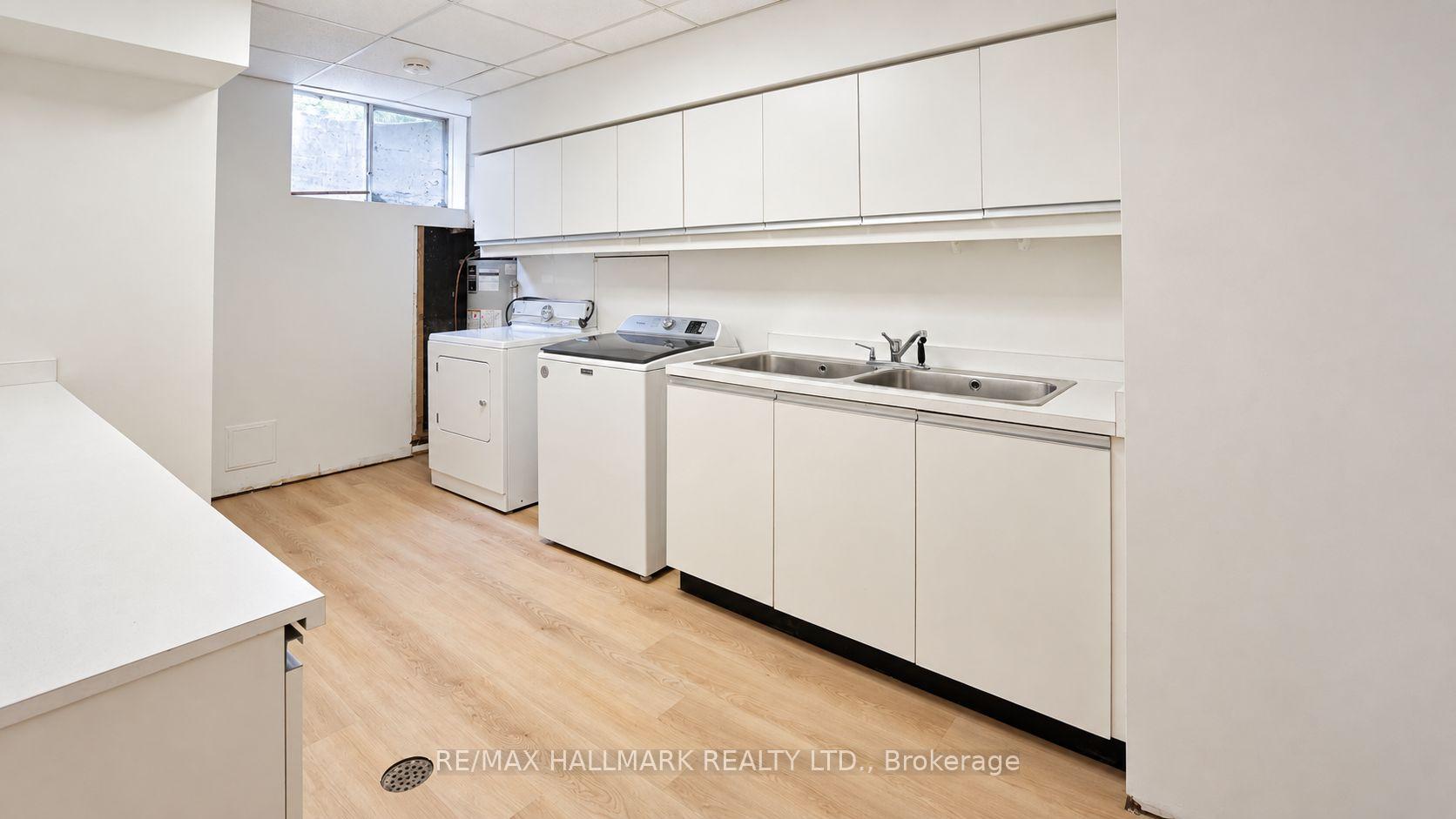 Photo 44 of 16 Royal Oak Drive, North York, Bridle Path-Sunnybrook-York Mills — HOMEH