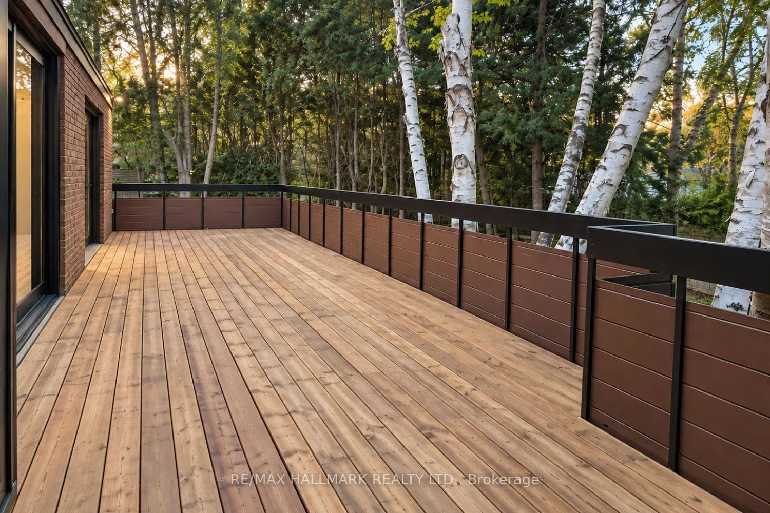 Photo 10 of 16 Royal Oak Drive, North York, Bridle Path-Sunnybrook-York Mills — HOMEH