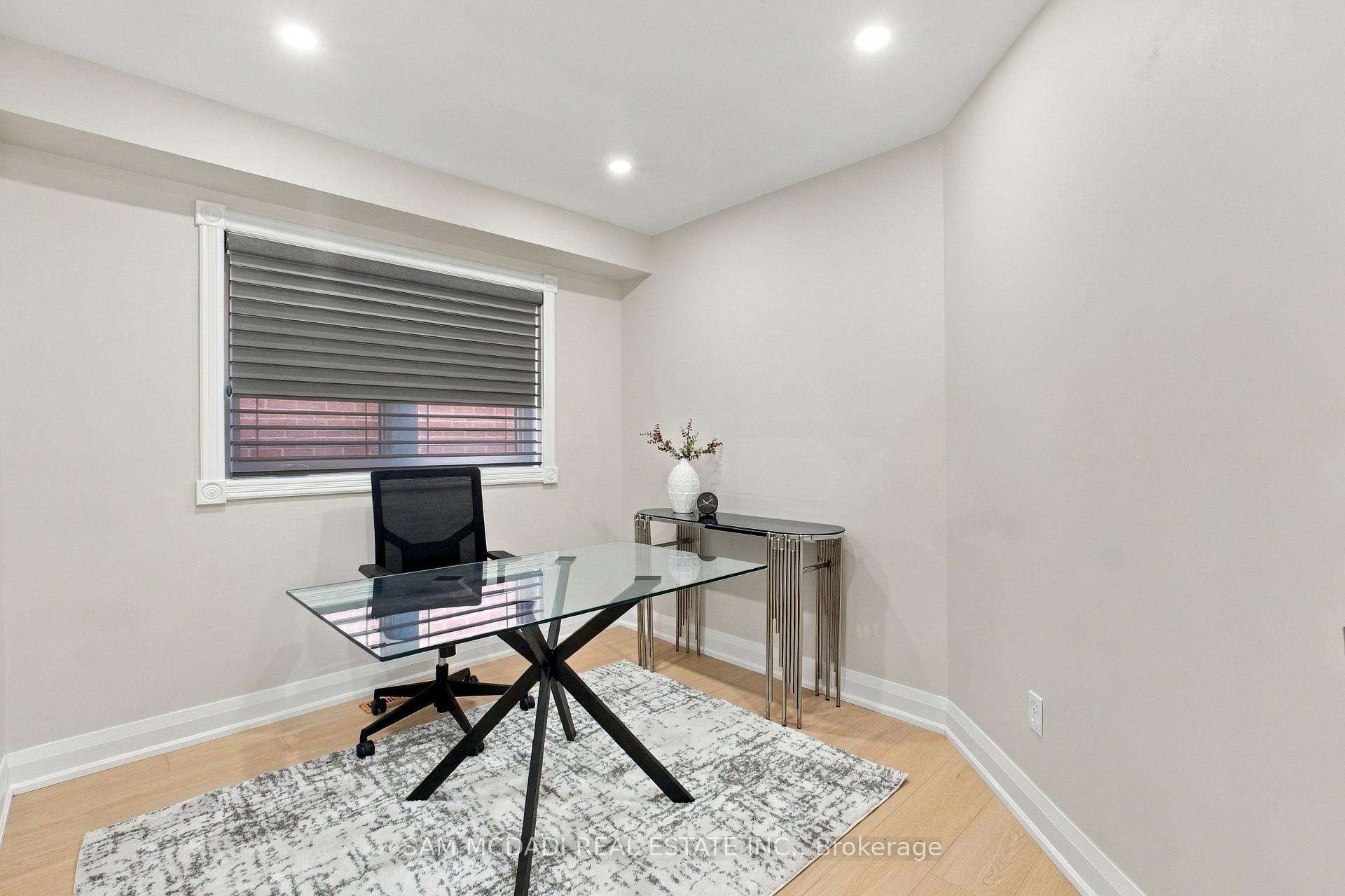 Photo 17 of 5289 Fallingbrook Drive, Mississauga, East Credit — HOMEH