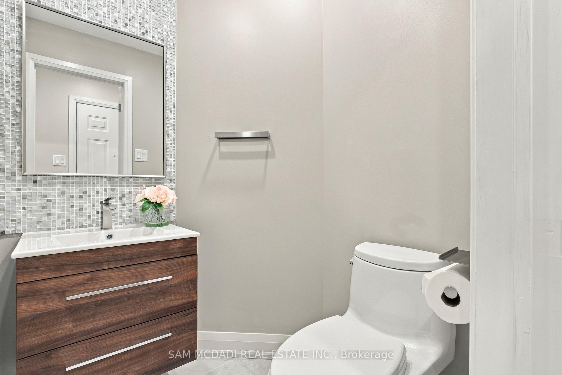 Photo 20 of 5289 Fallingbrook Drive, Mississauga, East Credit — HOMEH