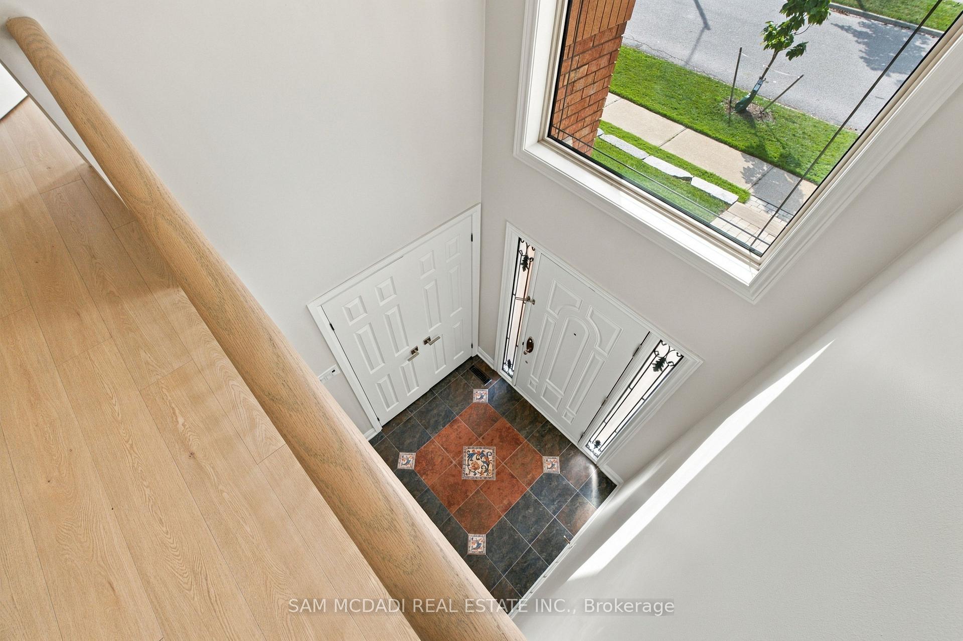 Photo 21 of 5289 Fallingbrook Drive, Mississauga, East Credit — HOMEH