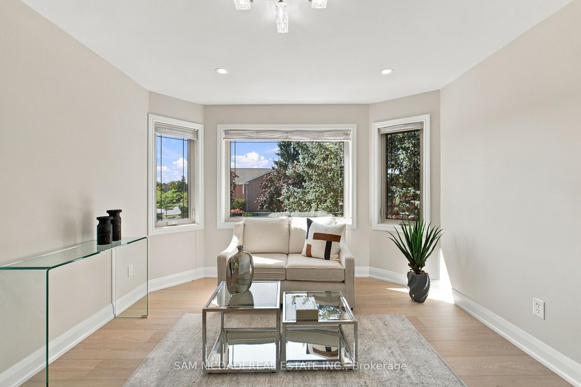 Photo 25 of 5289 Fallingbrook Drive, Mississauga, East Credit — HOMEH