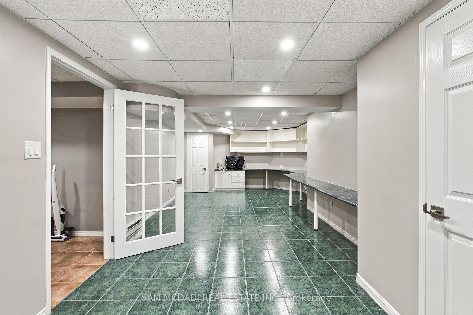 Photo 44 of 5289 Fallingbrook Drive, Mississauga, East Credit — HOMEH