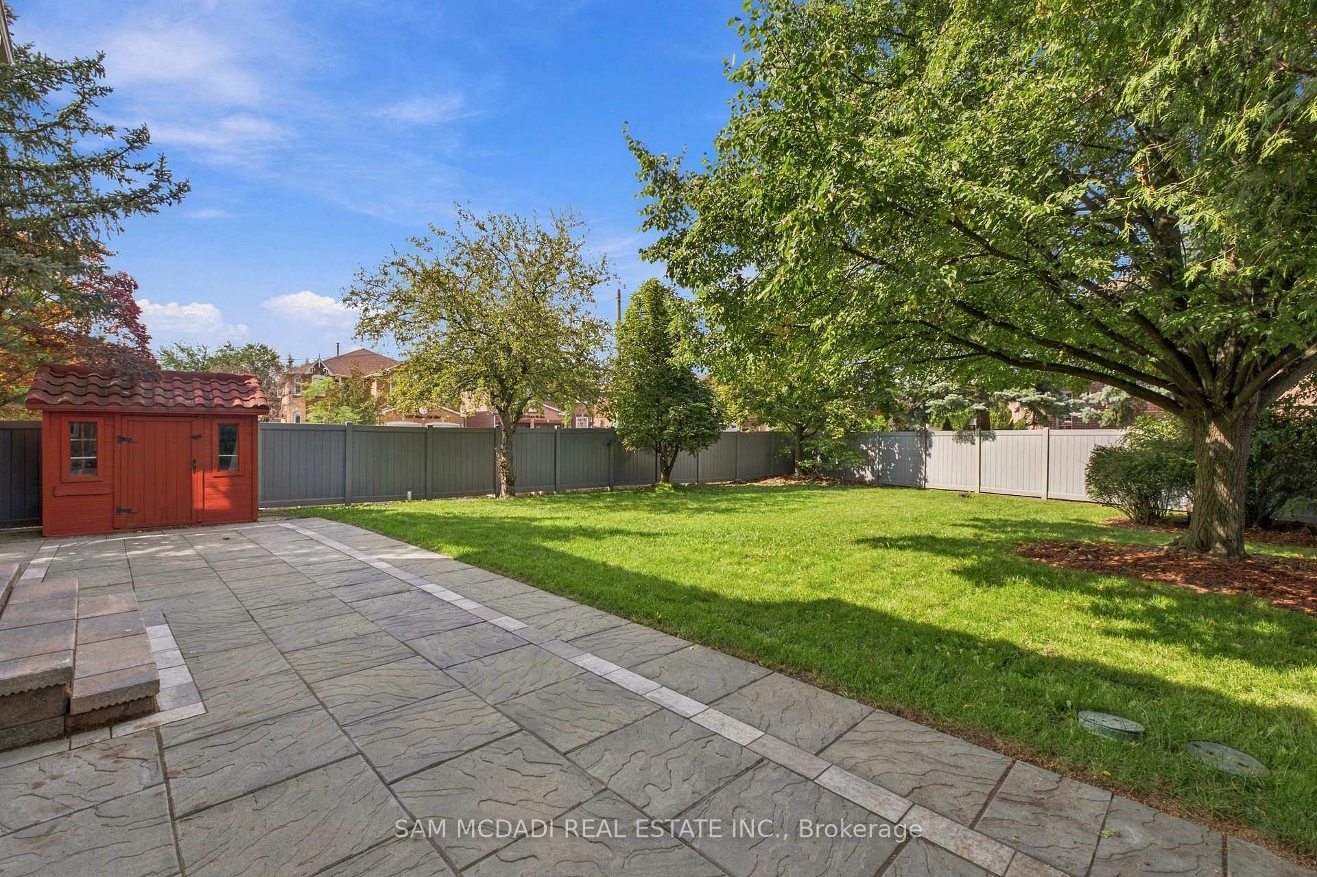 Photo 52 of 5289 Fallingbrook Drive, Mississauga, East Credit — HOMEH