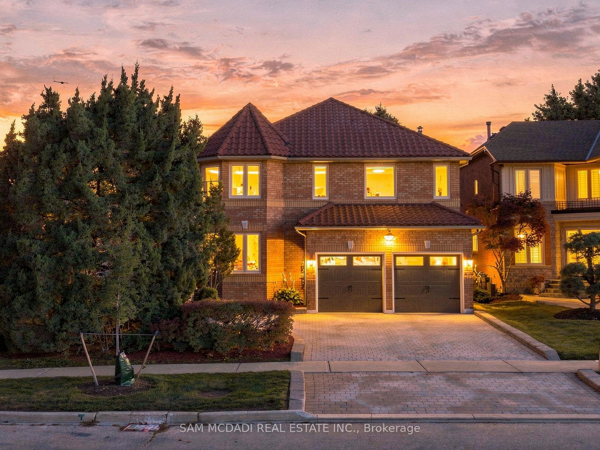 Photo 1 of 5289 Fallingbrook Drive, Mississauga, East Credit — HOMEH