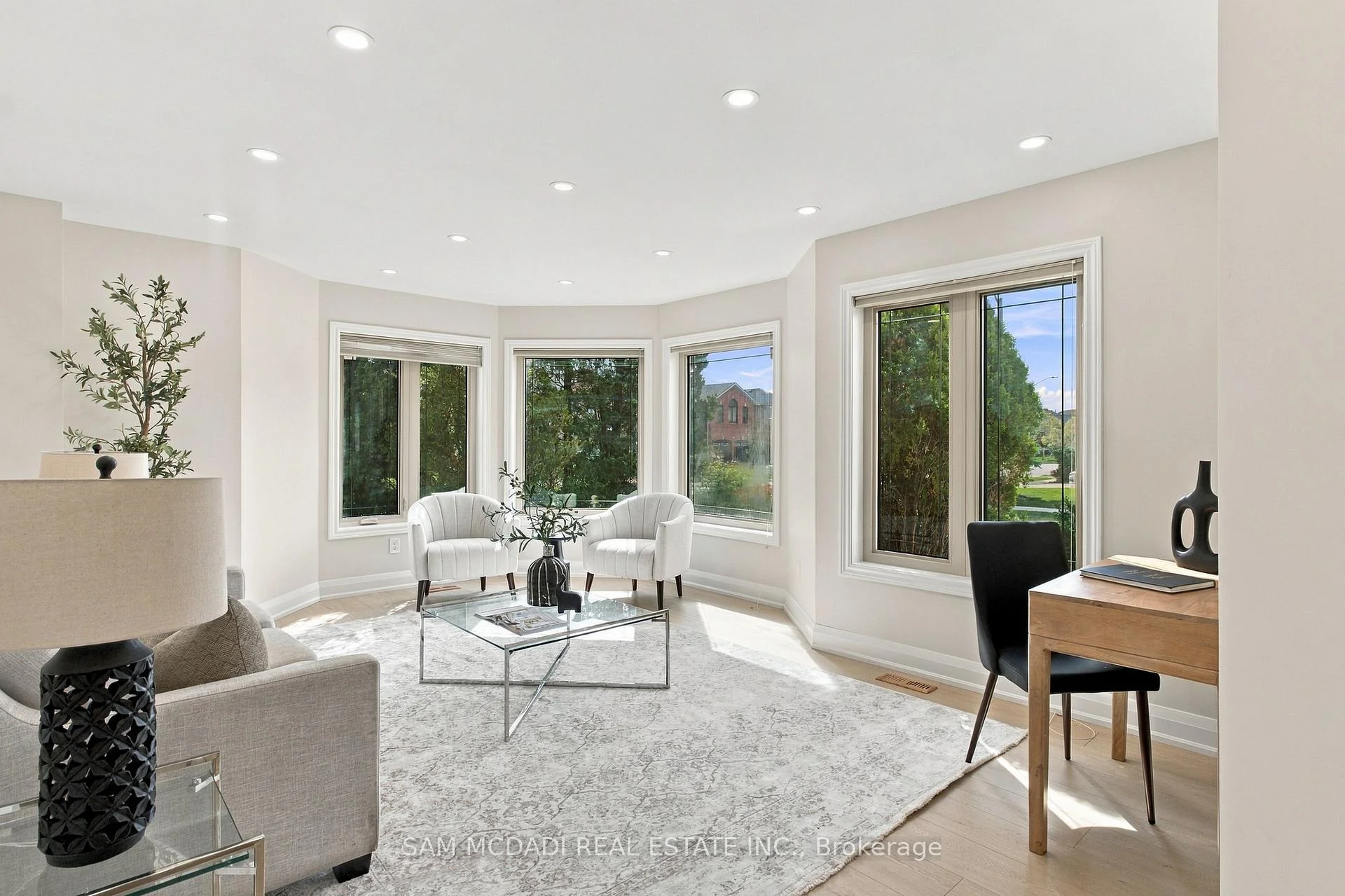Photo 8 of 5289 Fallingbrook Drive, Mississauga, East Credit — HOMEH