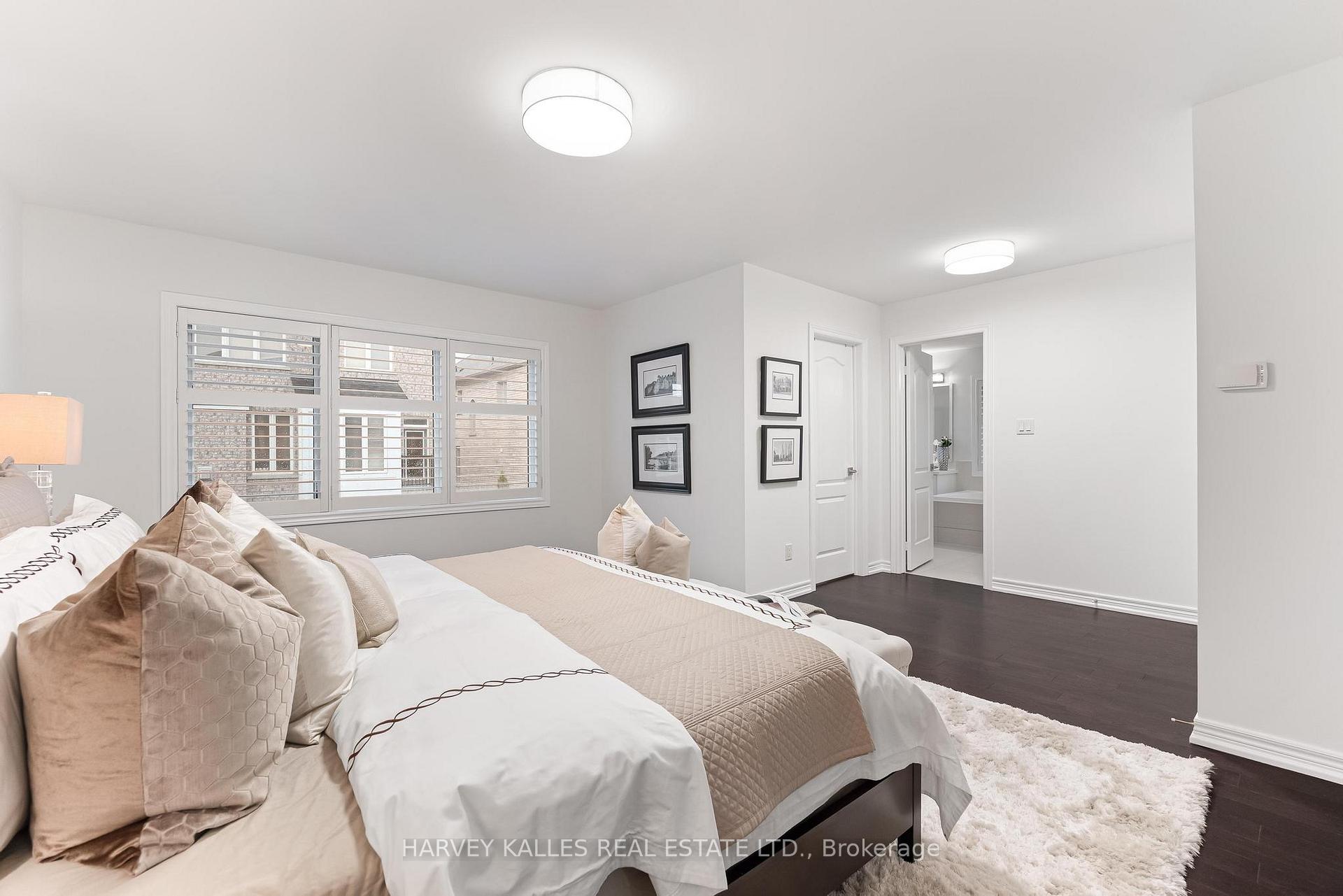 Photo 26 of 46 Grayleaf Drive, Whitchurch-Stouffville, Stouffville — HOMEH