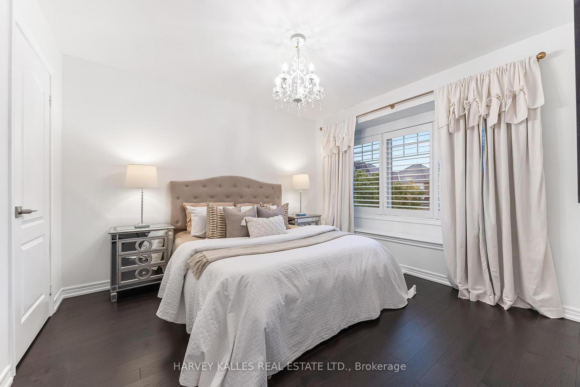 Photo 40 of 46 Grayleaf Drive, Whitchurch-Stouffville, Stouffville — HOMEH