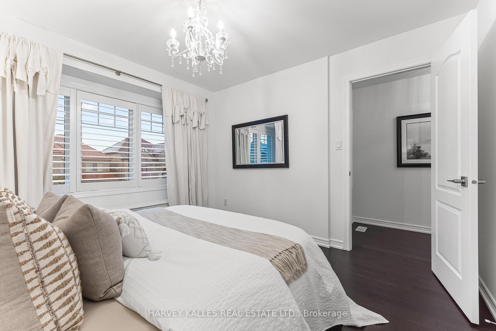 Photo 42 of 46 Grayleaf Drive, Whitchurch-Stouffville, Stouffville — HOMEH