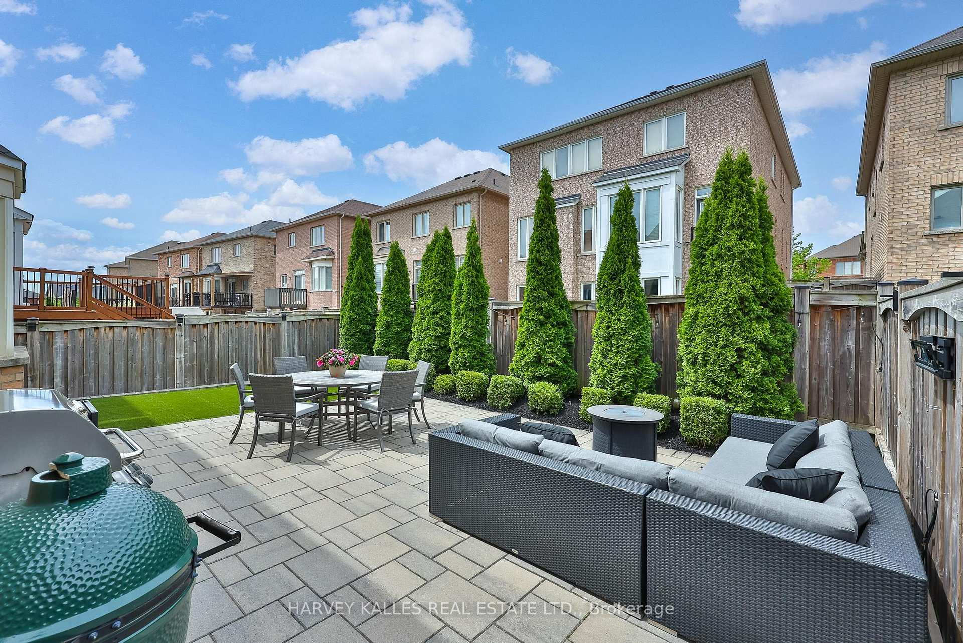 Photo 44 of 46 Grayleaf Drive, Whitchurch-Stouffville, Stouffville — HOMEH