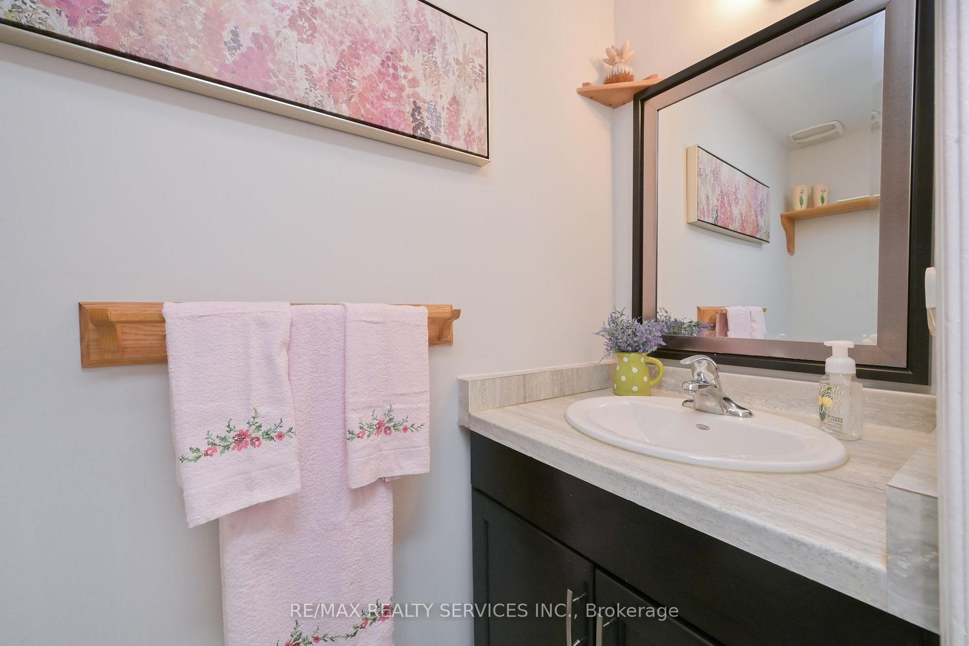 Photo 15 of 67 Sandmere Avenue, Brampton, Heart Lake West — HOMEH