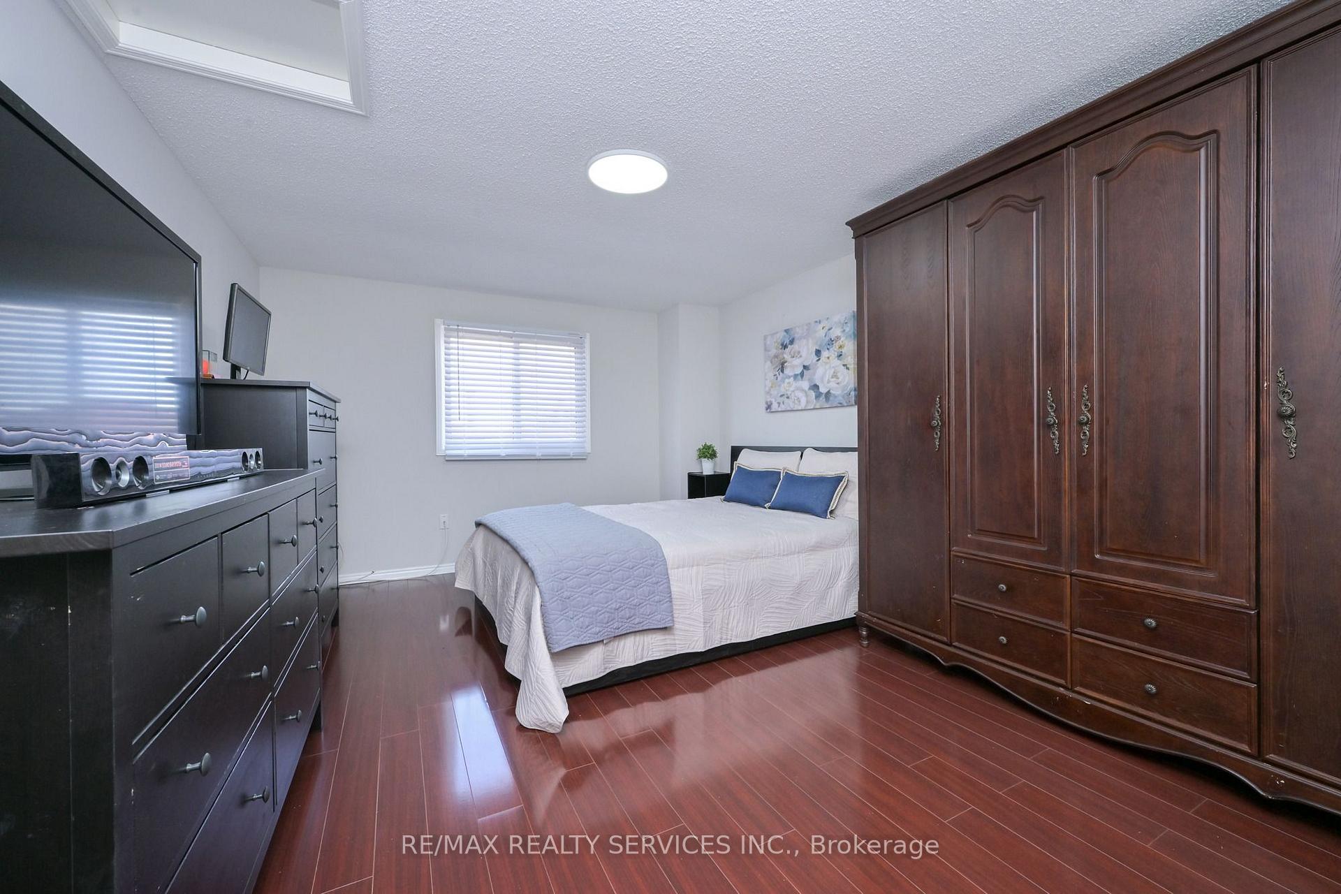 Photo 17 of 67 Sandmere Avenue, Brampton, Heart Lake West — HOMEH