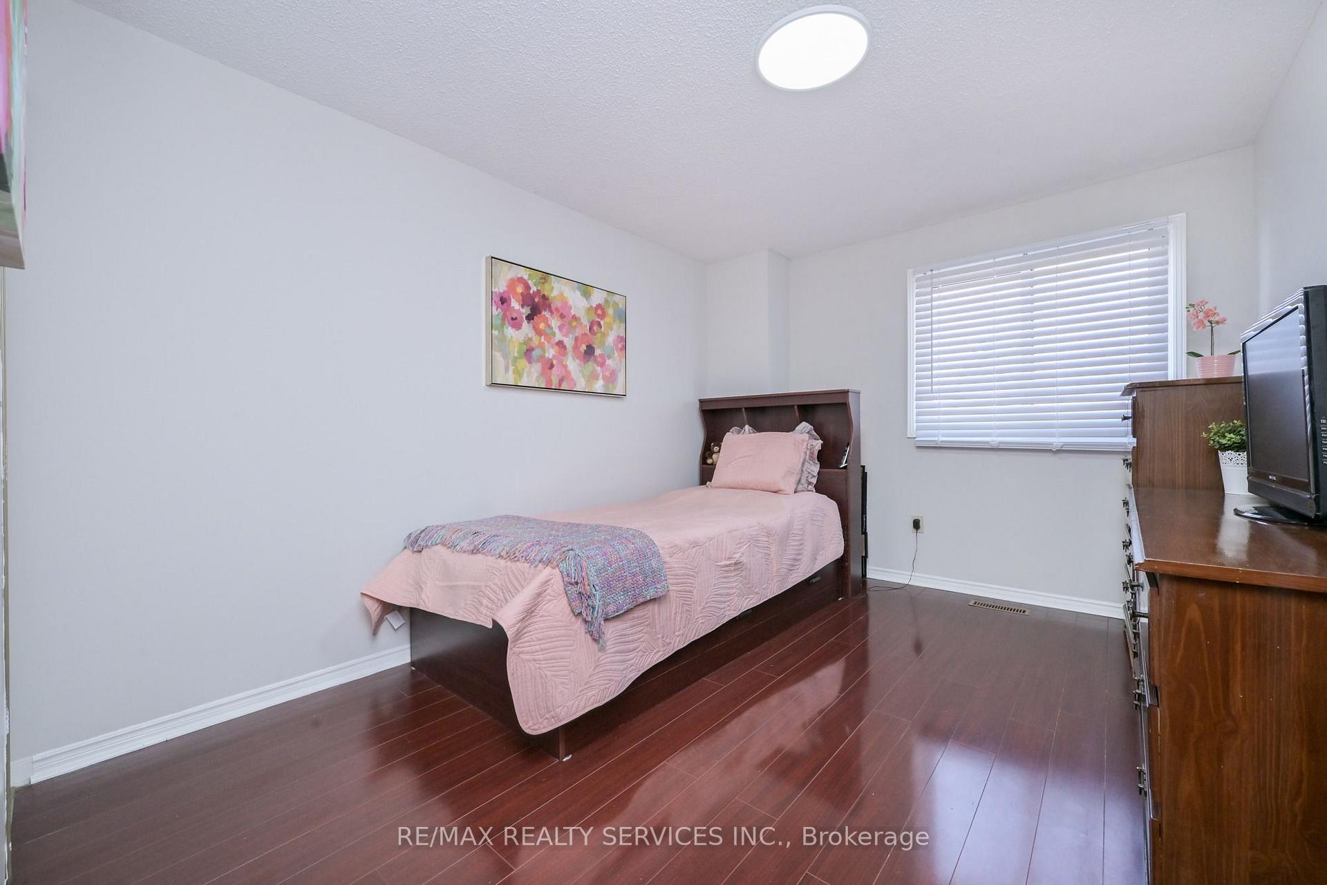 Photo 25 of 67 Sandmere Avenue, Brampton, Heart Lake West — HOMEH