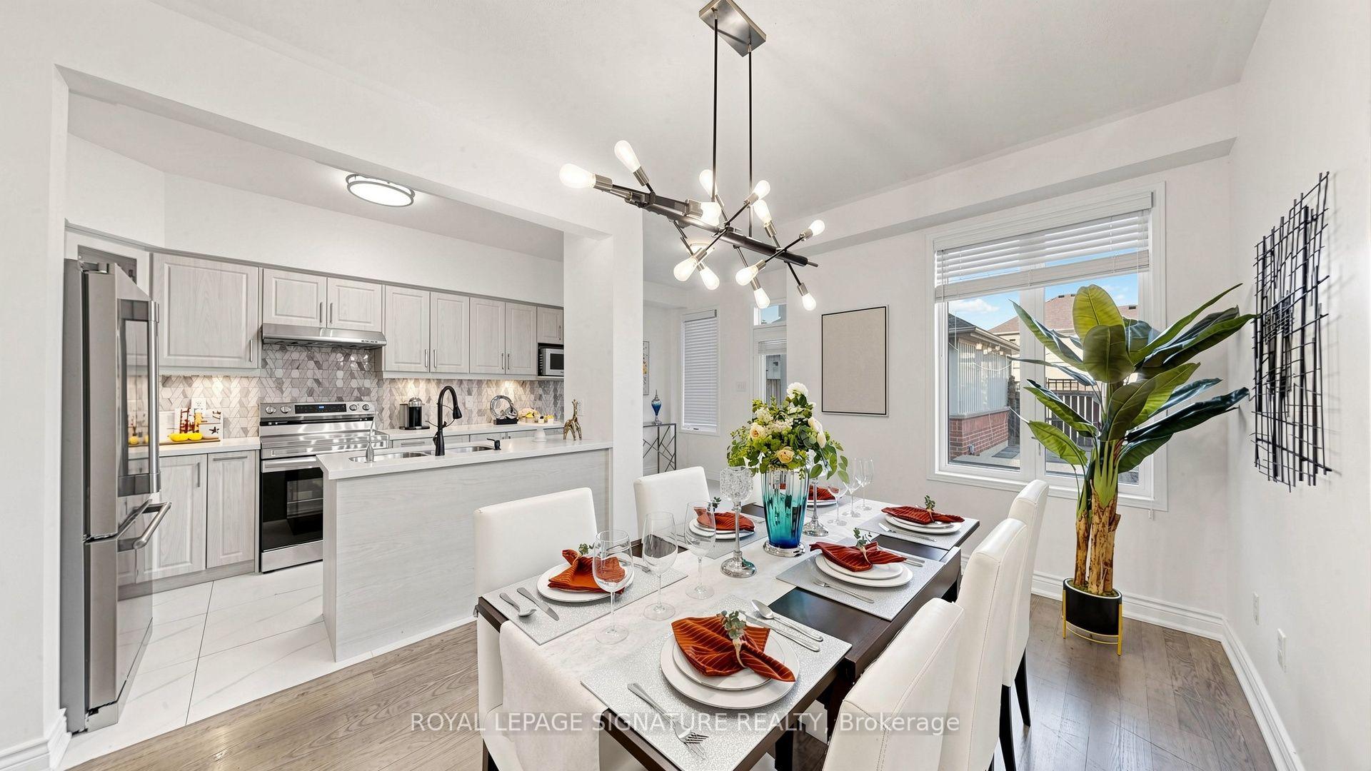 Photo 5 of 18 Montagues Lane, Markham, Cornell — HOMEH