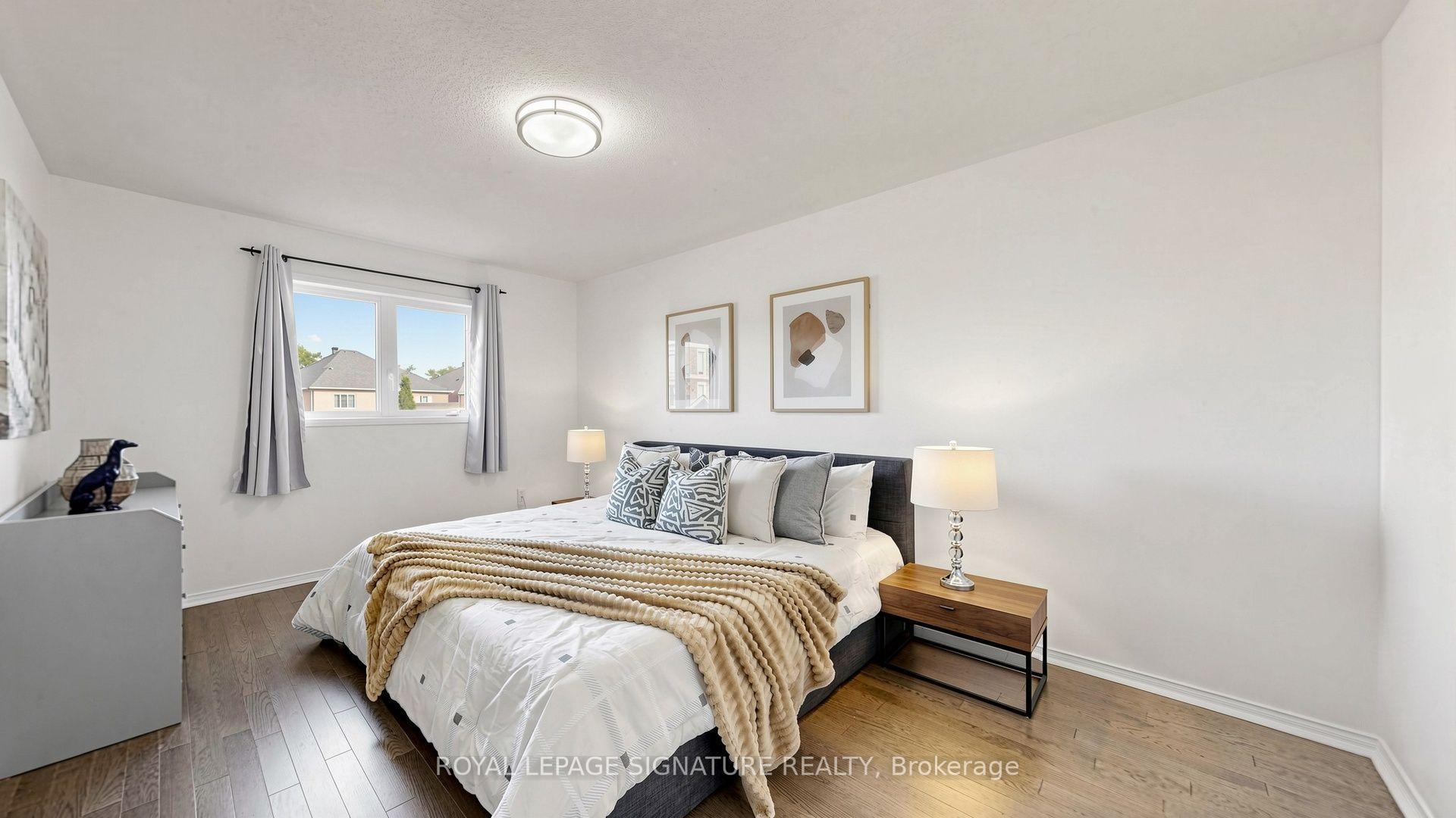 Photo 9 of 18 Montagues Lane, Markham, Cornell — HOMEH