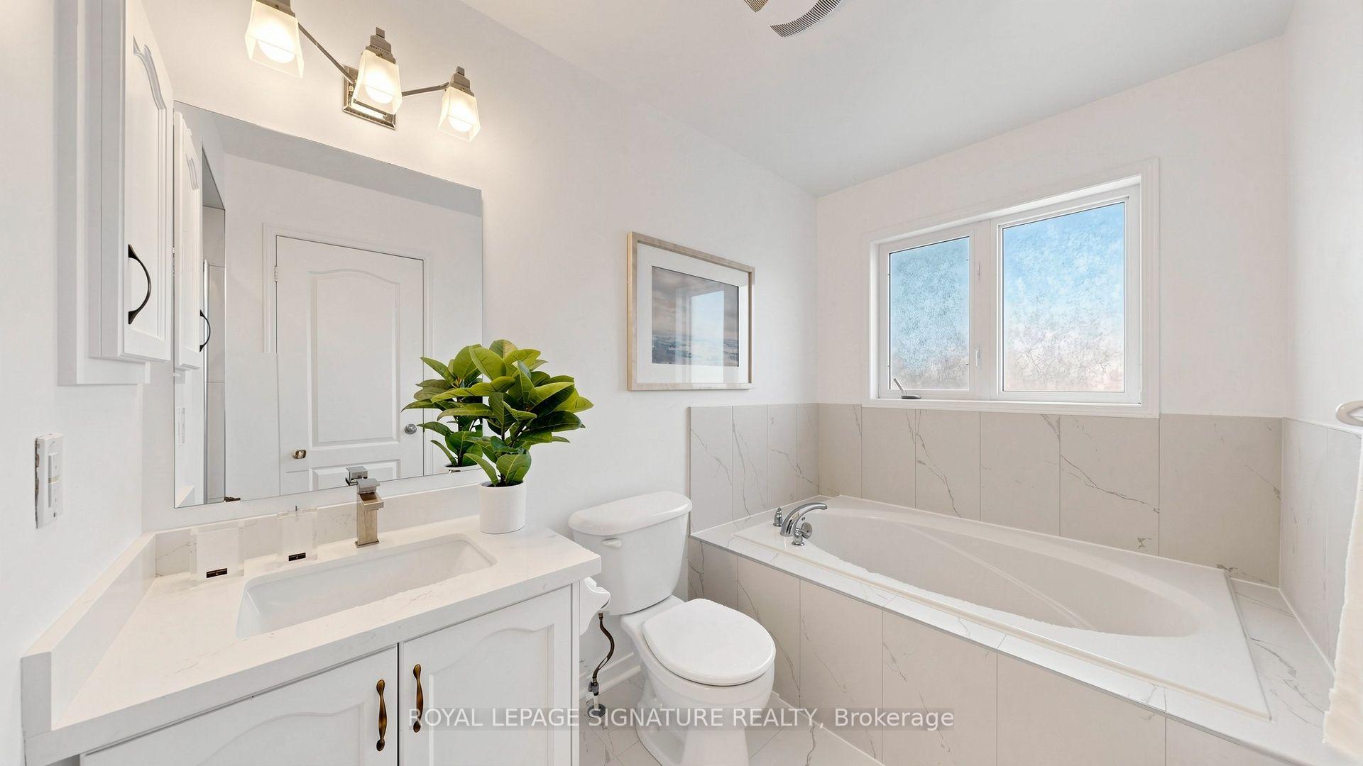 Photo 10 of 18 Montagues Lane, Markham, Cornell — HOMEH