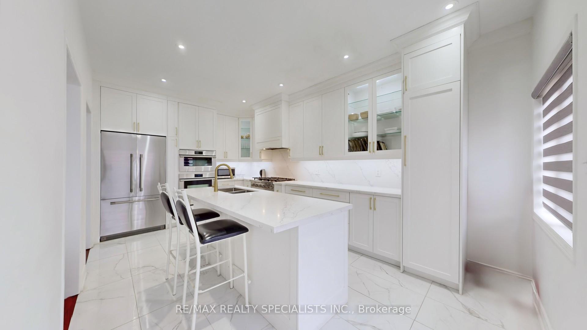 Photo 8 of 13 Ledgerock Road, Brampton, Bram East — HOMEH
