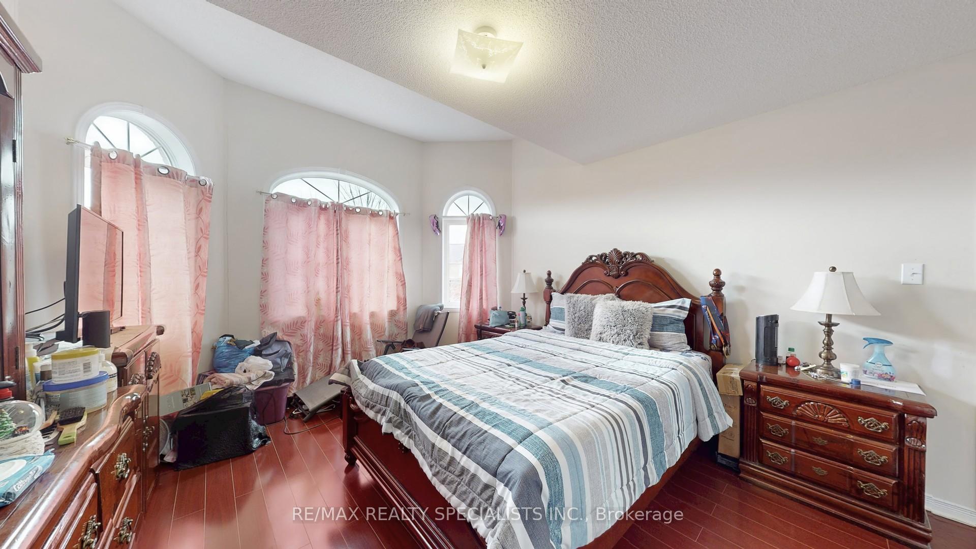 Photo 28 of 13 Ledgerock Road, Brampton, Bram East — HOMEH