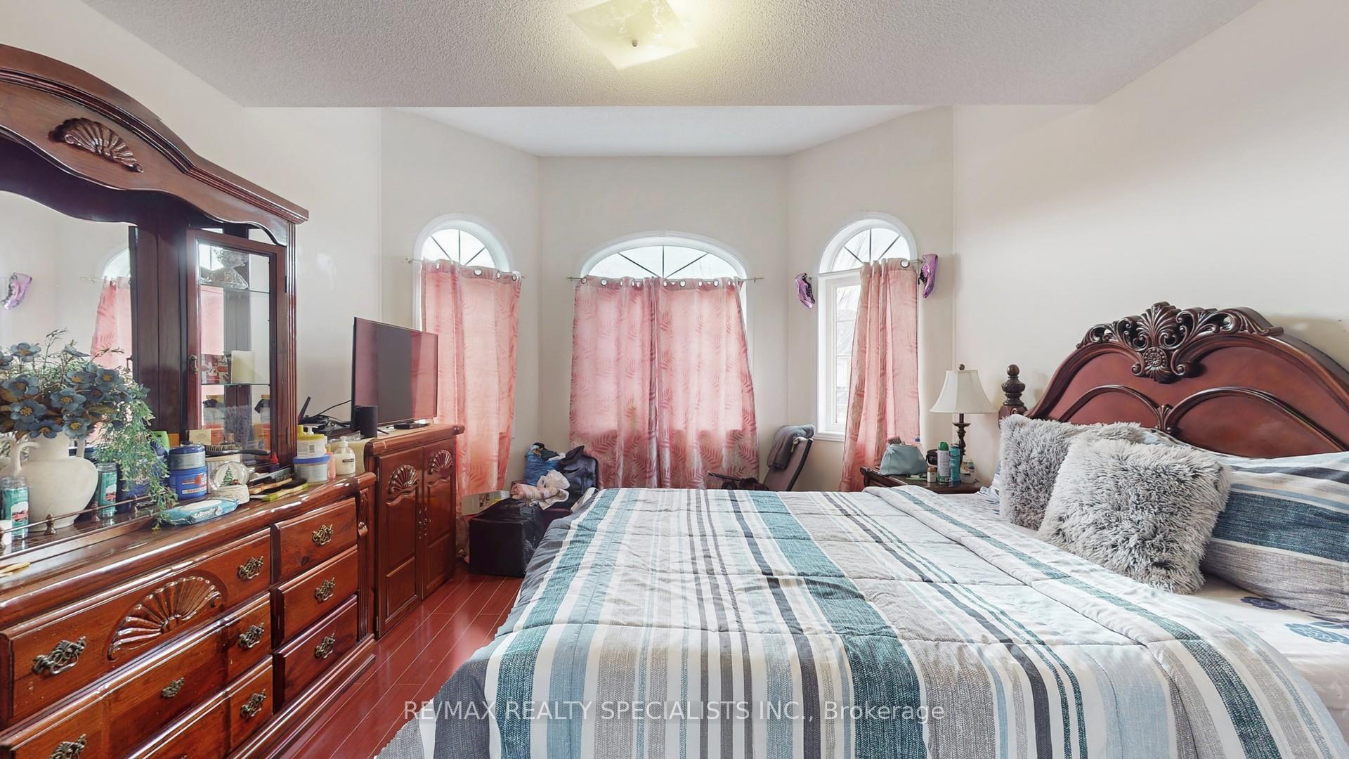 Photo 30 of 13 Ledgerock Road, Brampton, Bram East — HOMEH