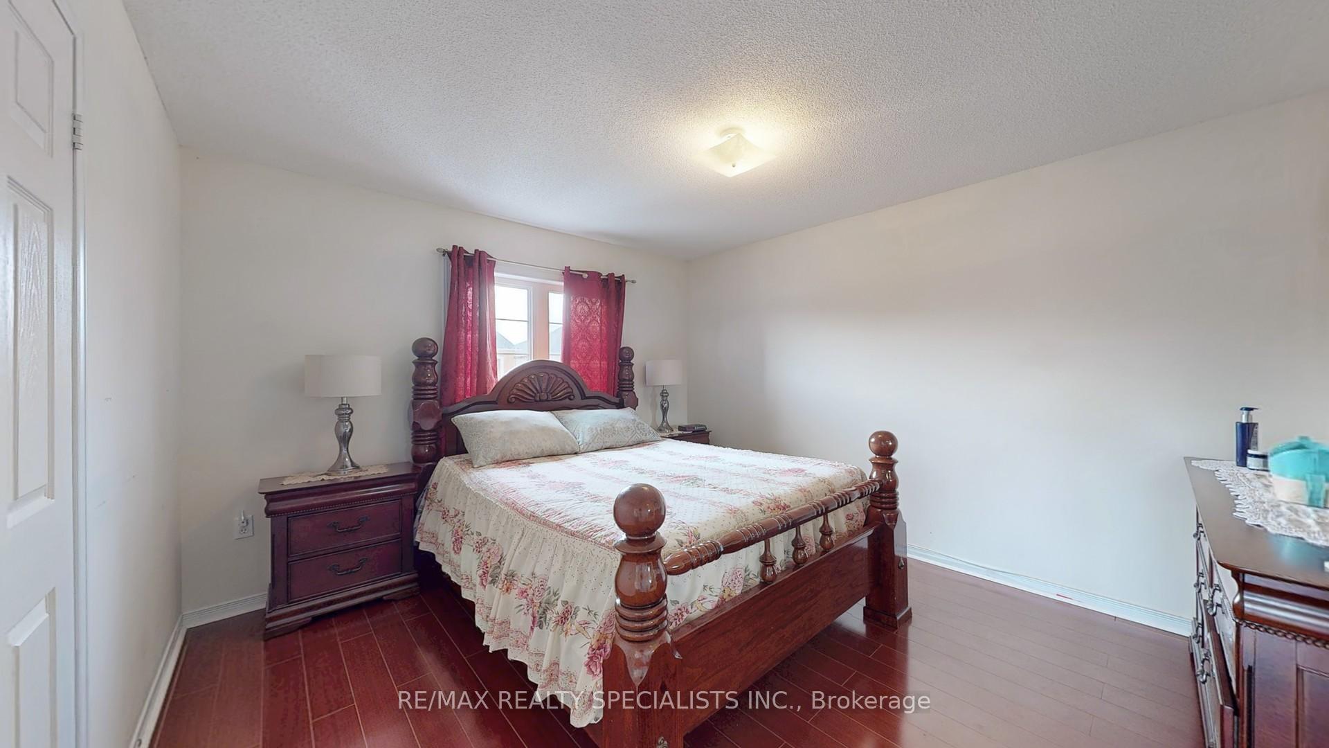 Photo 32 of 13 Ledgerock Road, Brampton, Bram East — HOMEH