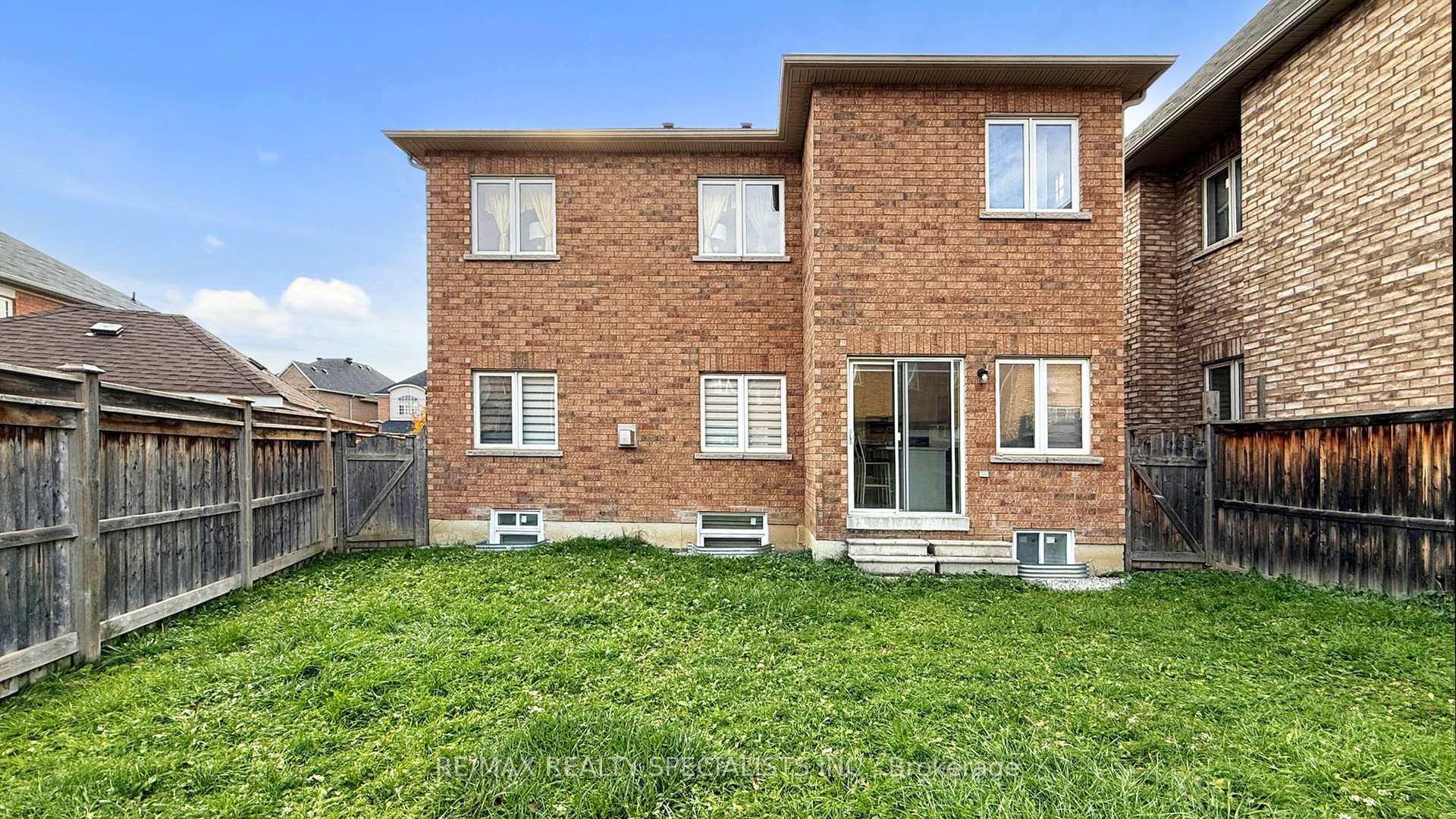 Photo 38 of 13 Ledgerock Road, Brampton, Bram East — HOMEH