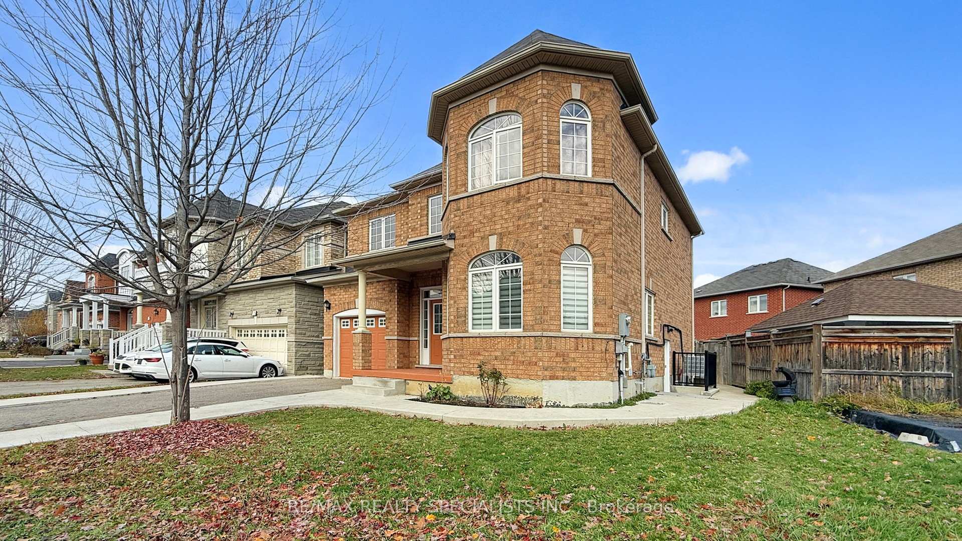 Photo 41 of 13 Ledgerock Road, Brampton, Bram East — HOMEH