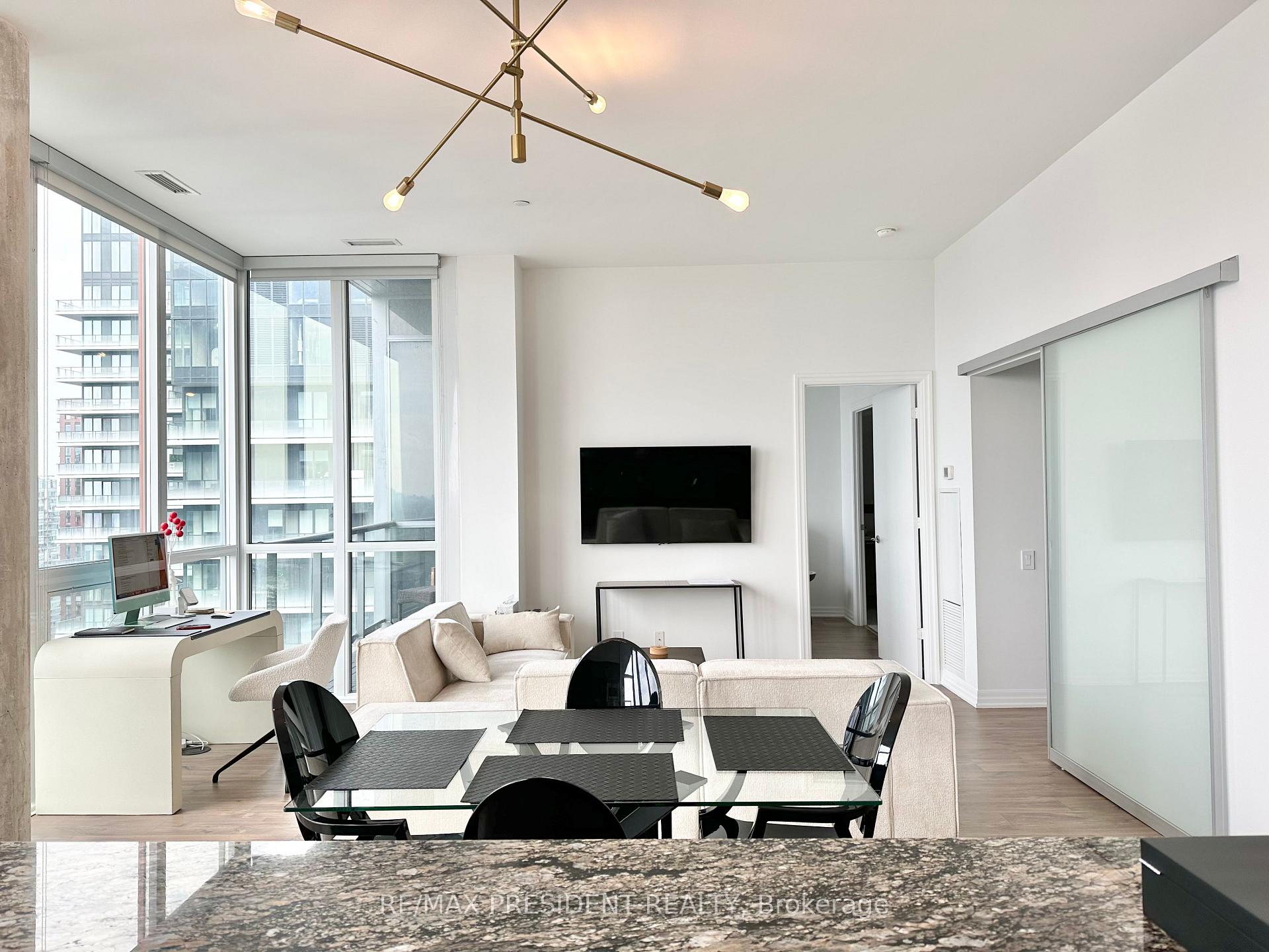Photo 6 of Unit PH 1, 88 Blue Jays Way, Toronto, Waterfront Communities — HOMEH