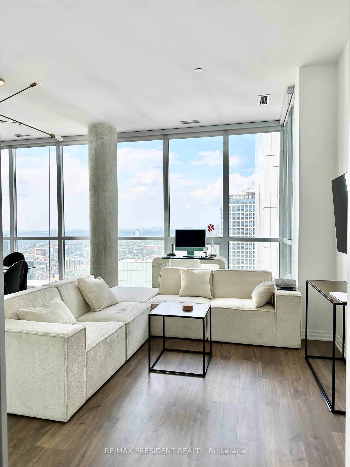 Photo 11 of Unit PH 1, 88 Blue Jays Way, Toronto, Waterfront Communities — HOMEH