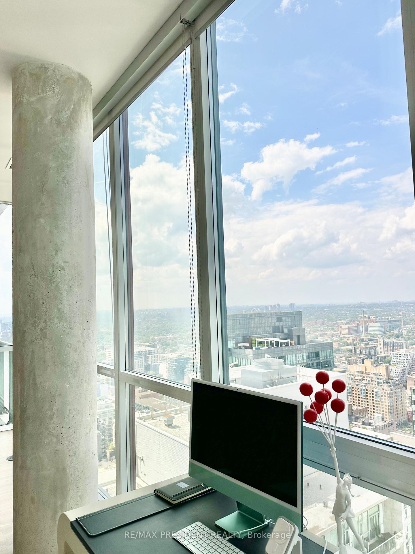 Photo 12 of Unit PH 1, 88 Blue Jays Way, Toronto, Waterfront Communities — HOMEH