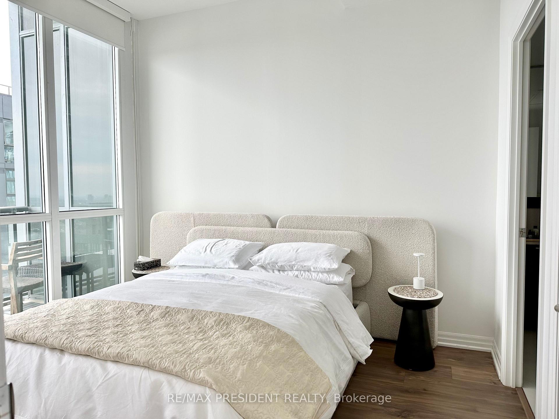 Photo 14 of Unit PH 1, 88 Blue Jays Way, Toronto, Waterfront Communities — HOMEH