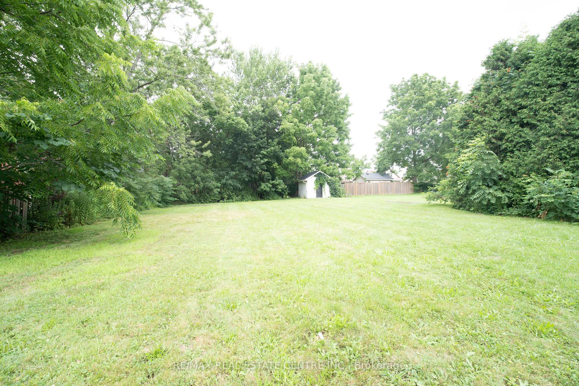 Photo 12 of 5857 Murray Street, Niagara Falls, Dorchester — HOMEH