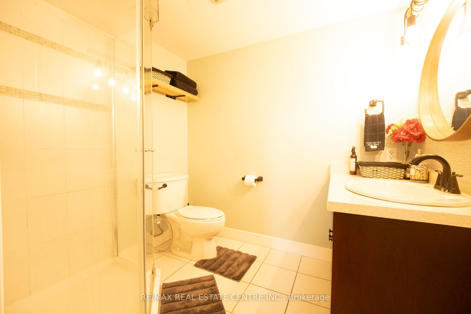 Photo 19 of 5857 Murray Street, Niagara Falls, Dorchester — HOMEH