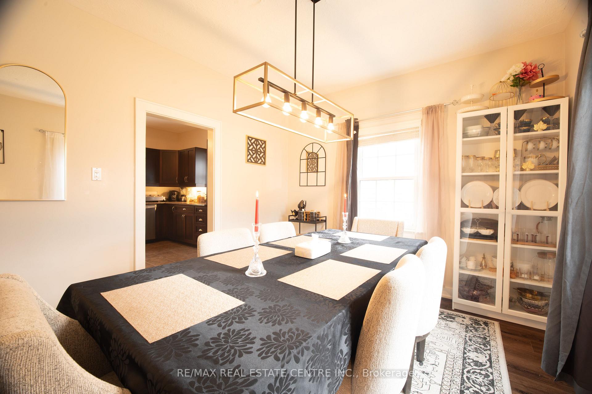 Photo 21 of 5857 Murray Street, Niagara Falls, Dorchester — HOMEH