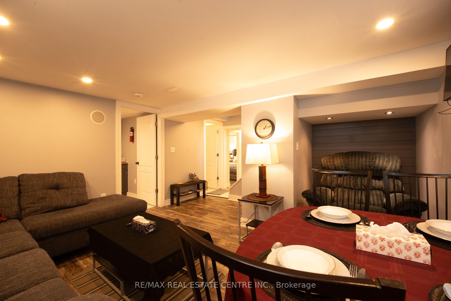 Photo 35 of 5857 Murray Street, Niagara Falls, Dorchester — HOMEH