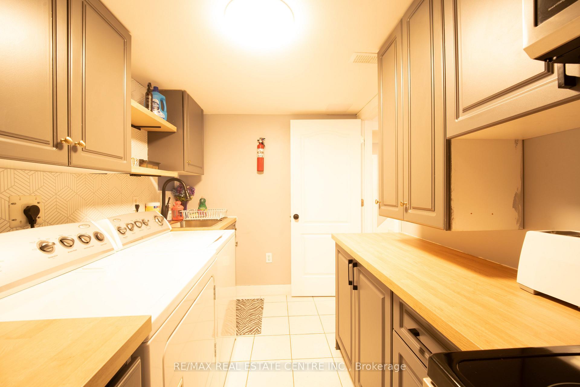 Photo 37 of 5857 Murray Street, Niagara Falls, Dorchester — HOMEH