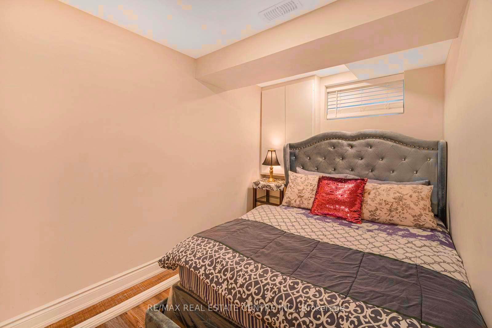 Photo 50 of 5857 Murray Street, Niagara Falls, Dorchester — HOMEH